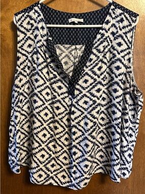 Skies Are Blue Navy and White Ikat-Print Sleeveless V-Neck Tank